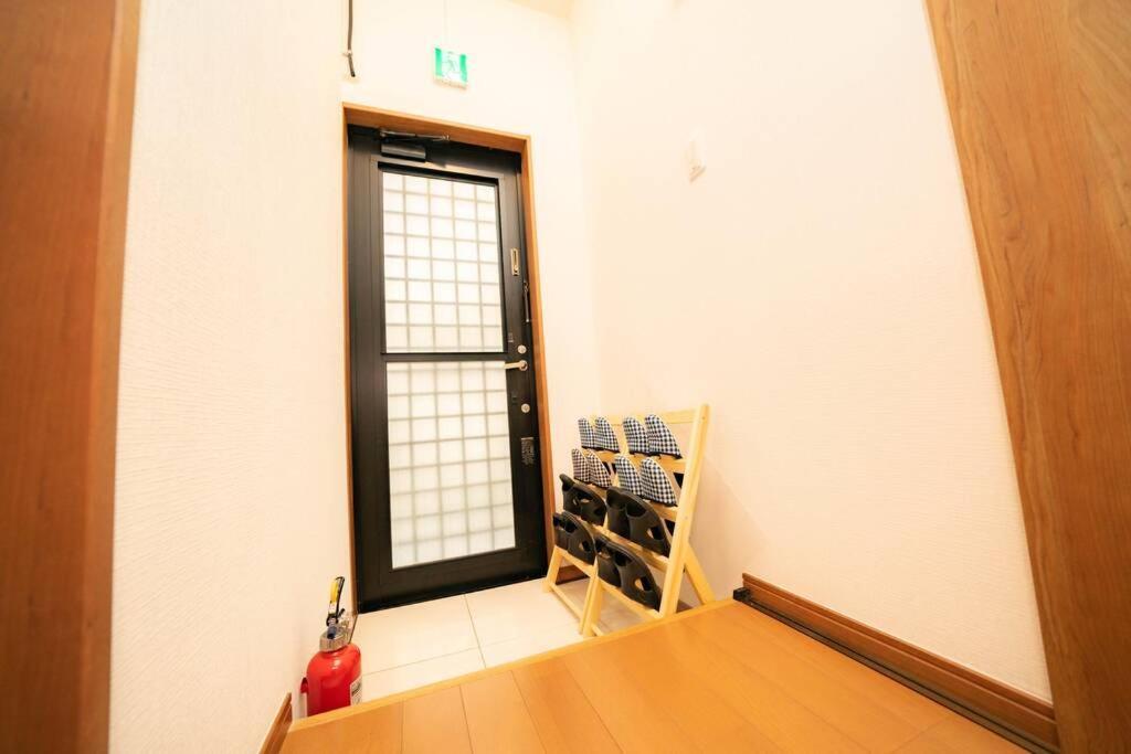 3 Bedrooms House In Food Heaven Area Tokyo prefektur Exteriör bild