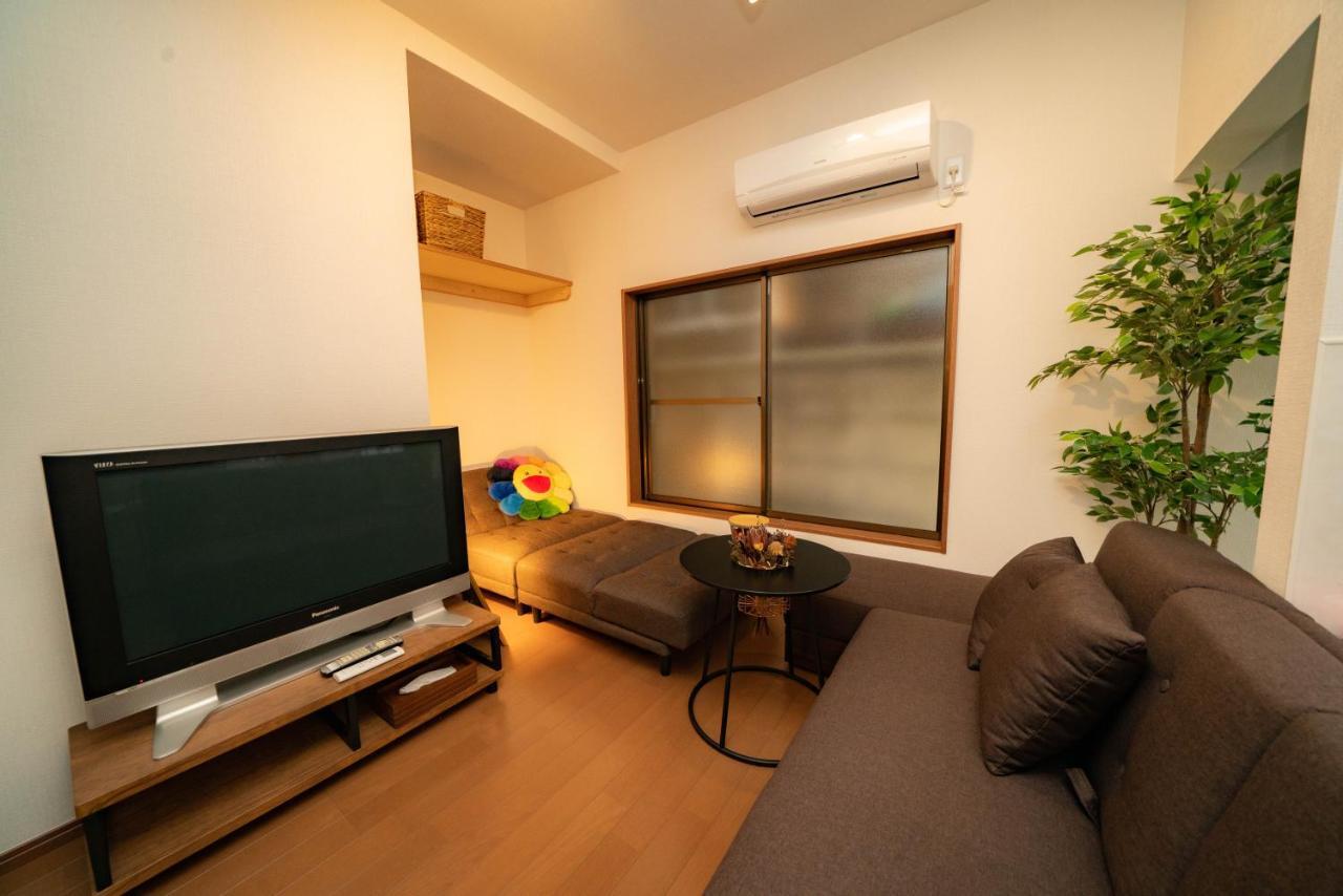 3 Bedrooms House In Food Heaven Area Tokyo prefektur Exteriör bild